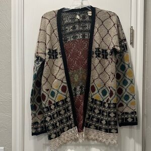 Gimmicks by BKE Multicolor Geometric Cardigan with Lace